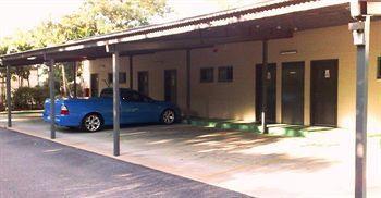 Capricorn & Conference Centre Motel